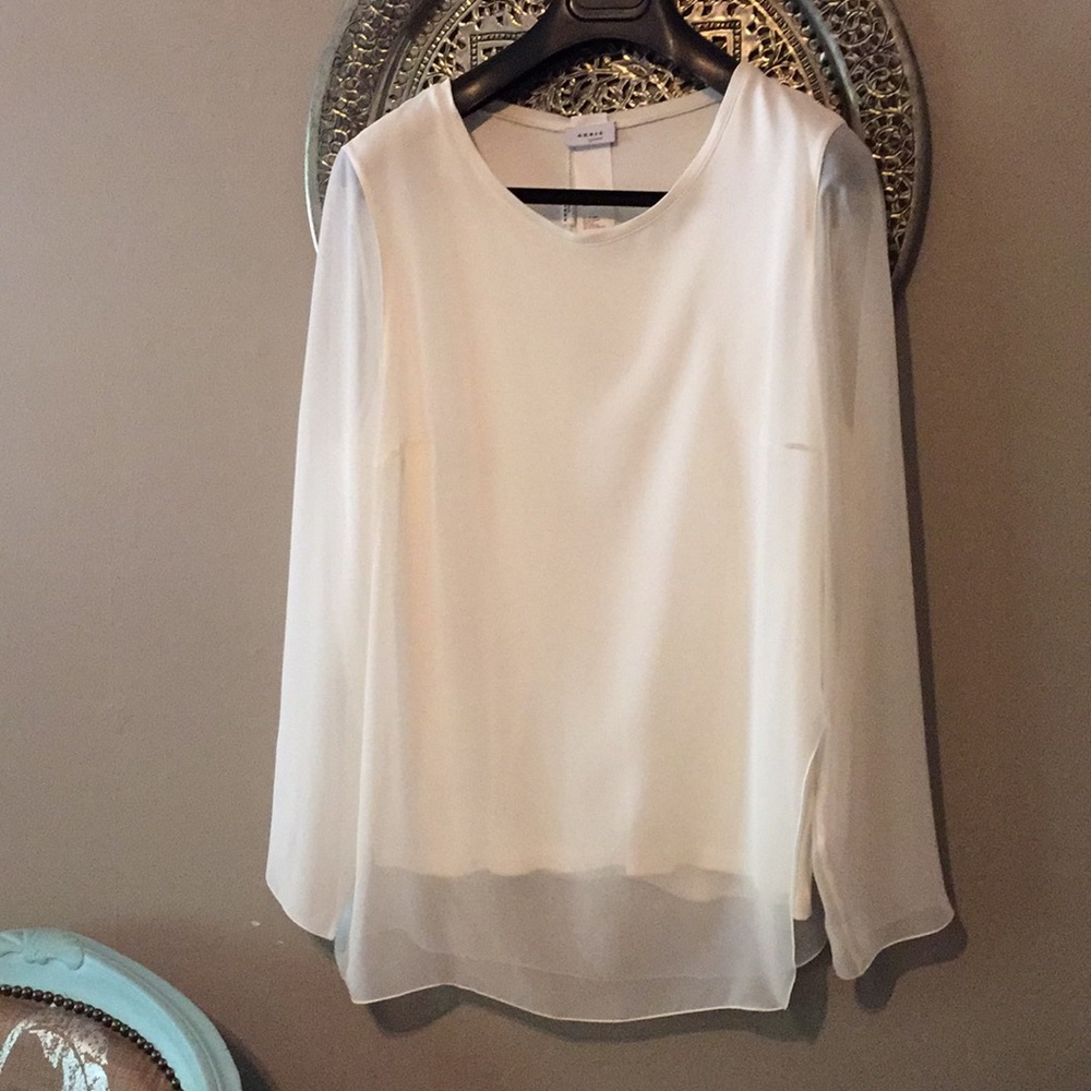 Women’s Blouse